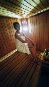 688181420: Chica busca chico en Barcelona