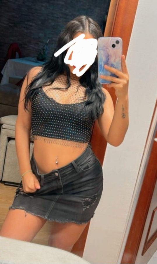611839532: Chica busca chico en Málaga