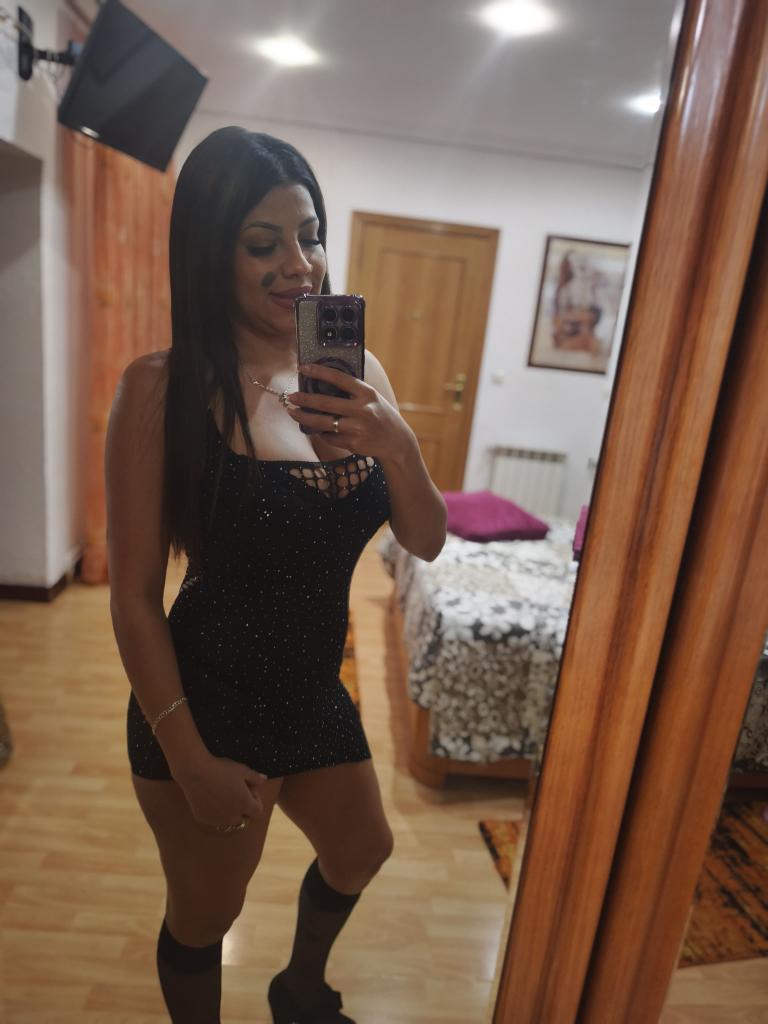 643289971: Chica busca chico en Valladolid