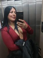 642179100: Chica busca chico en Barcelona