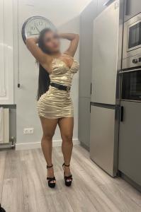 647334146: Chica busca chico en Granada