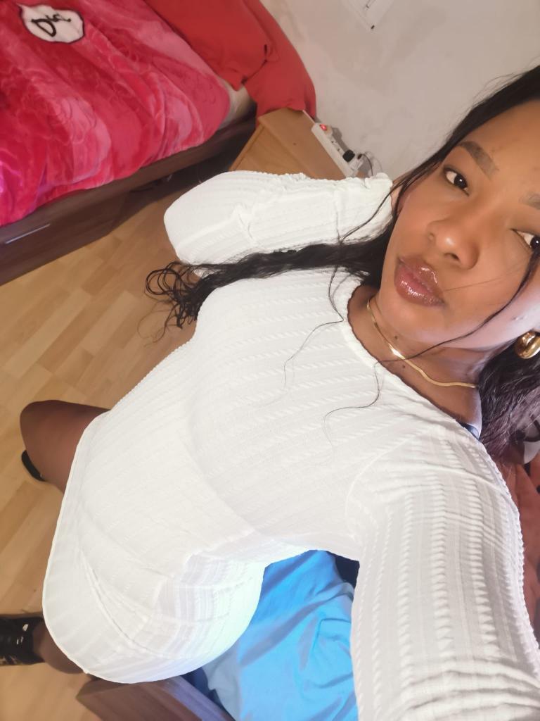 Chica busca chico en Zamora: Chica busca chico