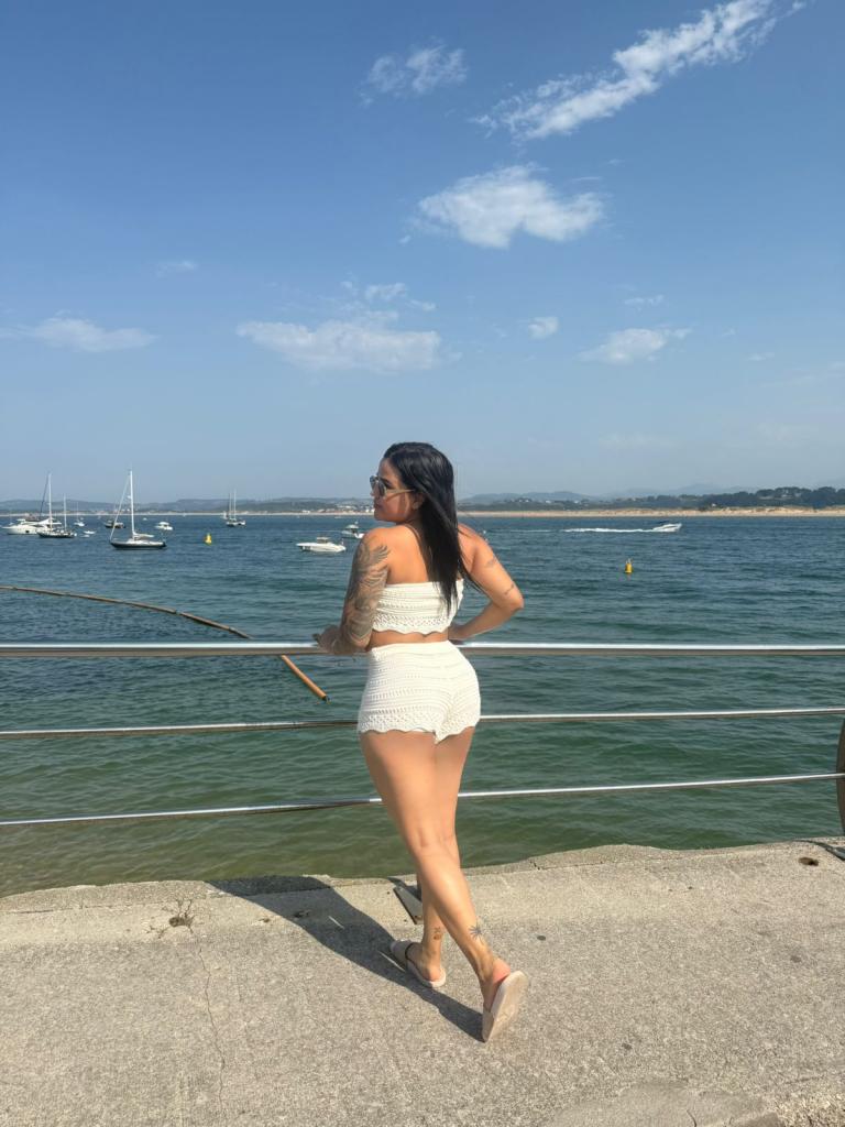 611318465: Chica busca chico en Asturias