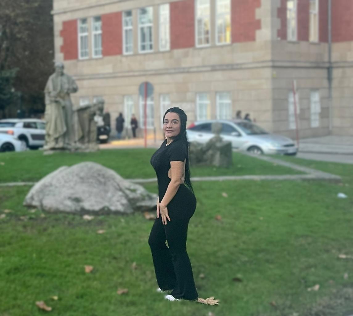 Chica busca chico en Orense: 