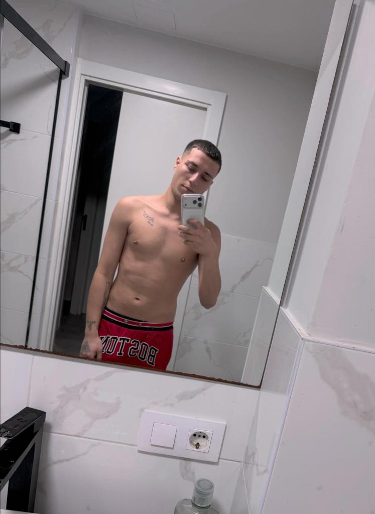 Chico busca chica en Zaragoza: 