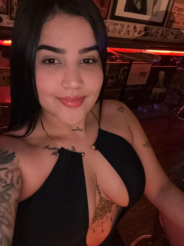 611318465: Chica busca chico en Asturias