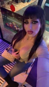 614772445: Travesti en Barcelona