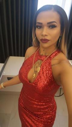 672996452: Transexual en Pontevedra