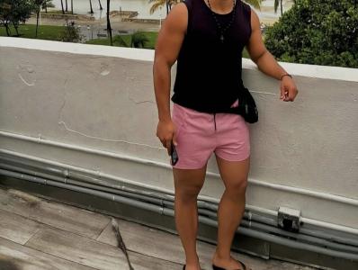 694262597: Chico busca chica en Madrid