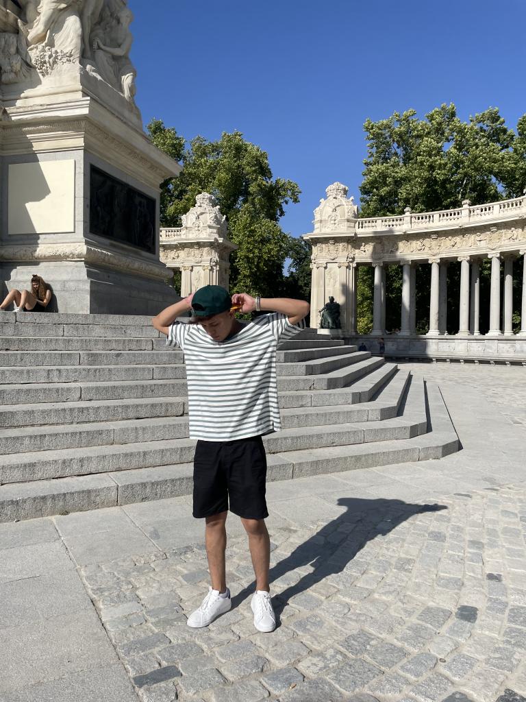 Chico busca chica en La Coruña: 