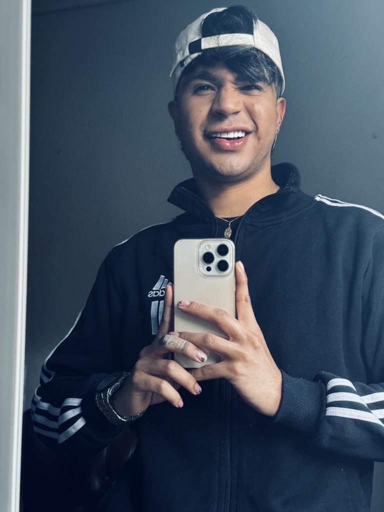 666402488: Chico busca chica en Lérida