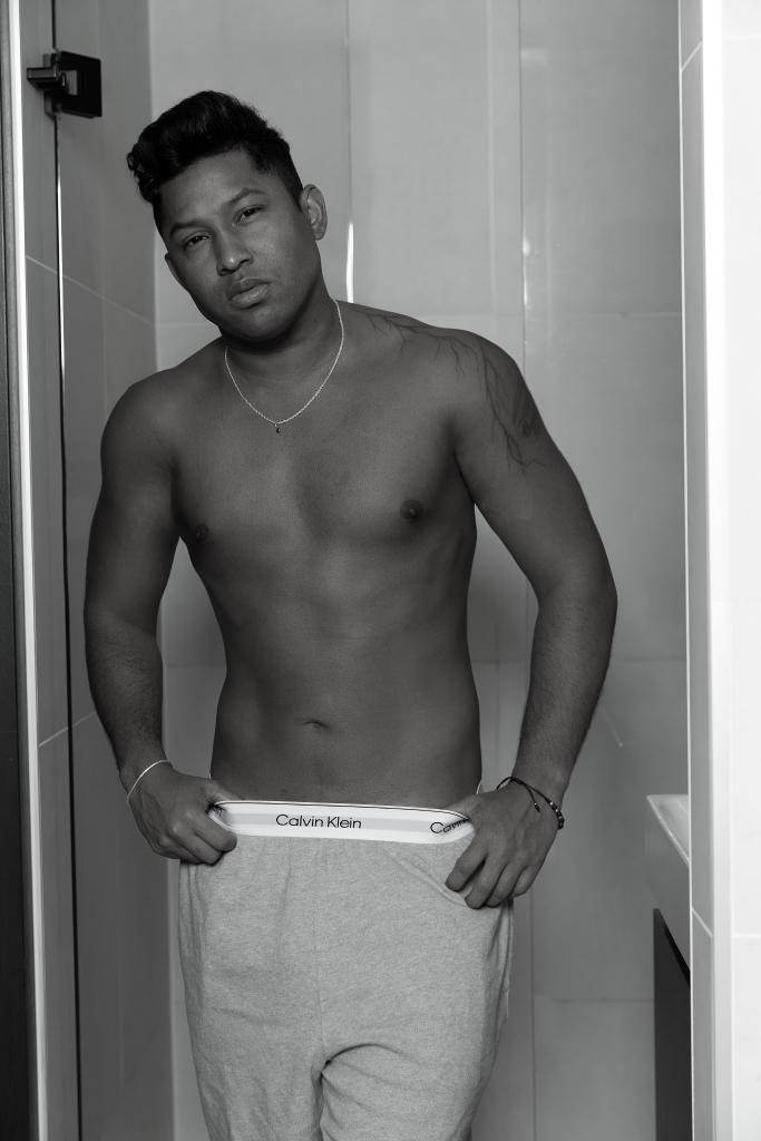 661438907: Chico busca chica en Madrid