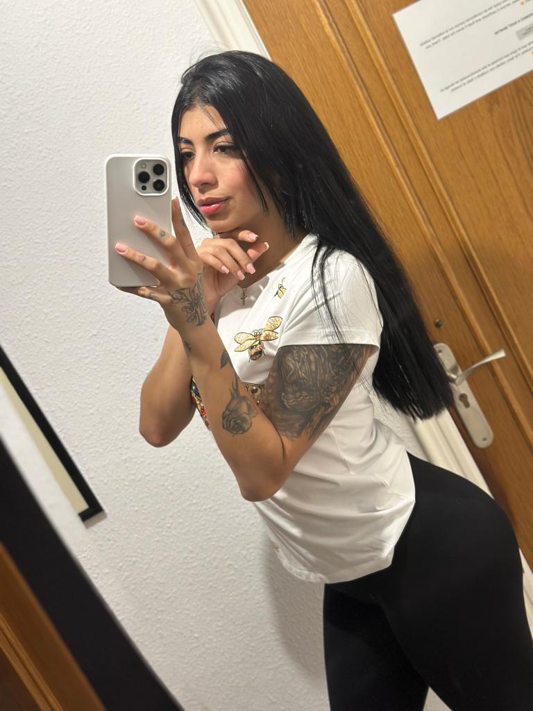 Chica busca chico en Barcelona: 