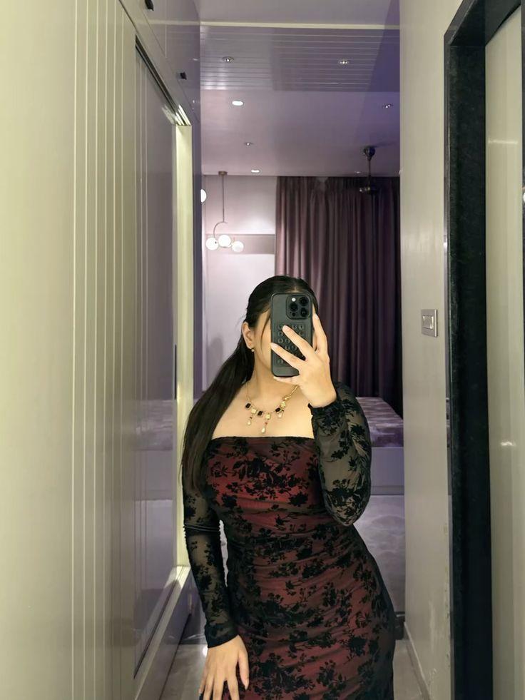 Chica busca chico en Cádiz: 