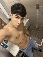 614608032: Chico busca chica en Navarra