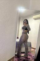 652010357: Chica busca chico en Barcelona