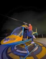 614581617: Chico busca chica en Las Palmas