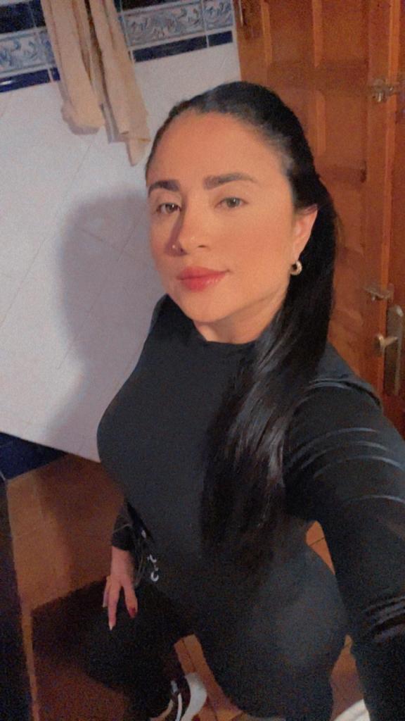 Chica busca chico en Alicante: 