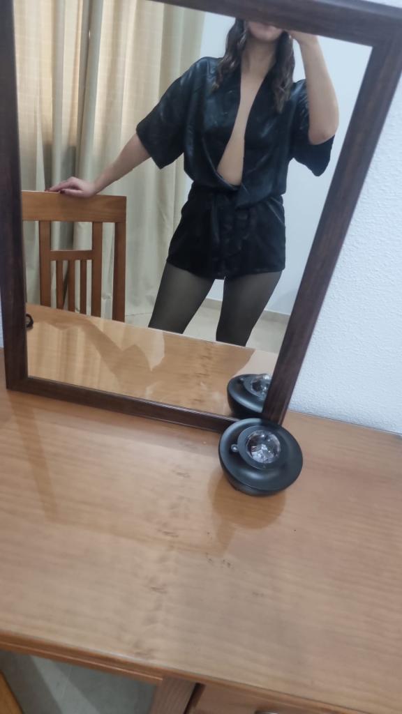 Chica busca chico en Granada: 