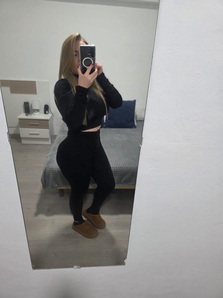 672563664: Chica busca chico en Huelva