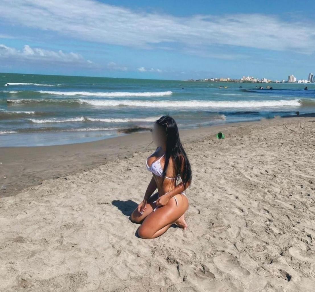 627209907: Chica busca chico en Sevilla