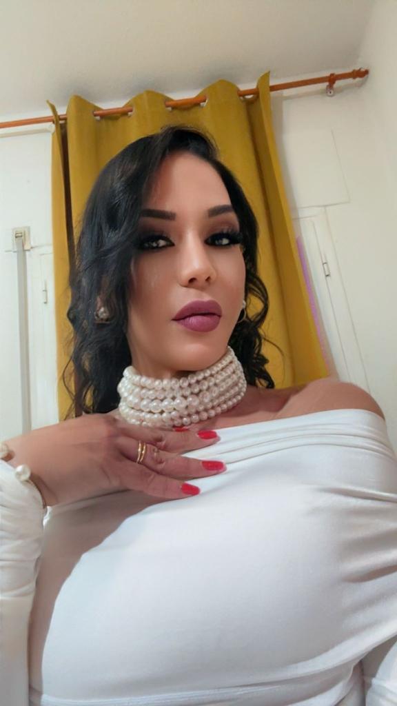 695447326: Transexual en Lérida