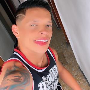 614772935: Chico busca chica en Málaga