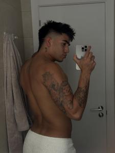 613279905: Chico busca chica en Barcelona