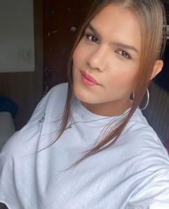 654307358: Transexual en Pontevedra