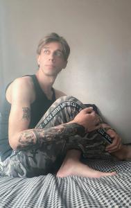 612223899: Chico busca chica en Madrid