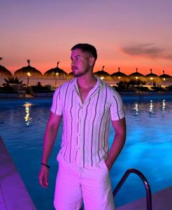 677162474: Chico busca chica en Mallorca