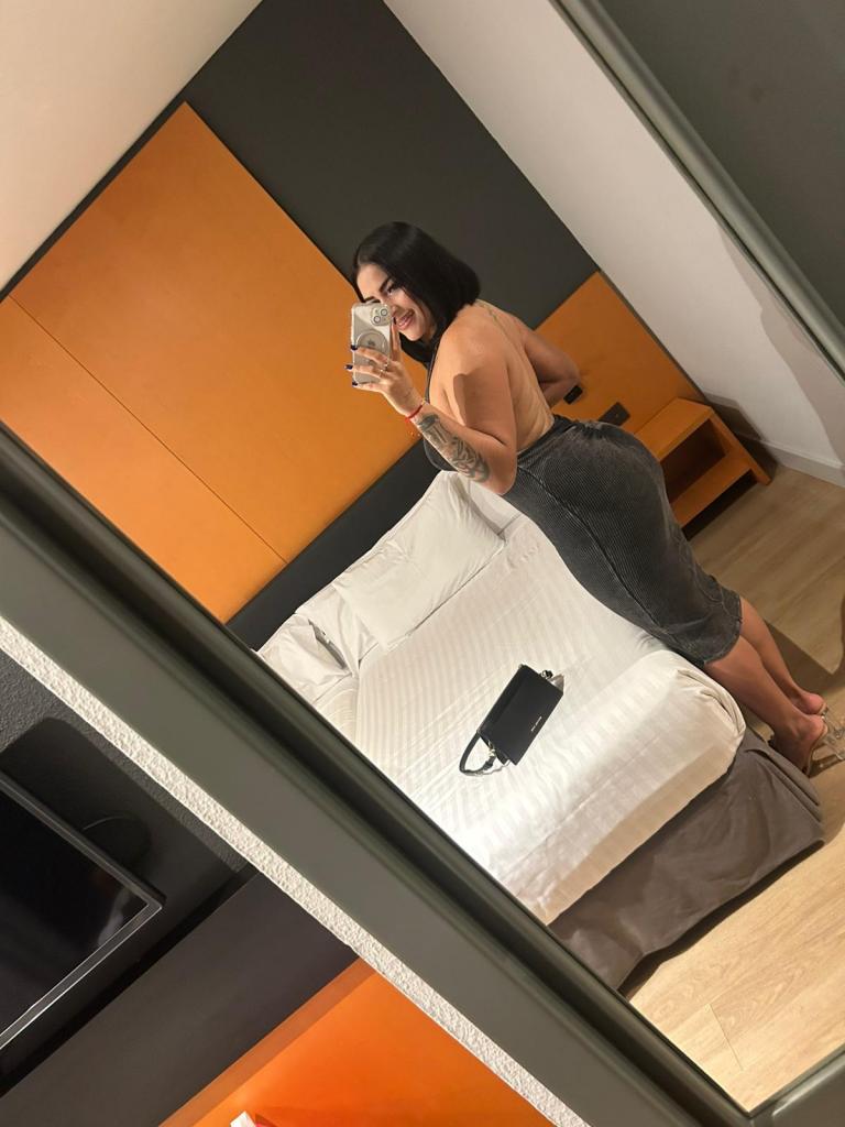 Chica busca chico en Murcia: 