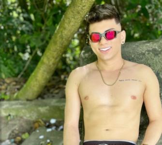 648100675: Chico busca chica en Valencia