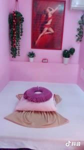 645393118: Chica busca chico en Barcelona