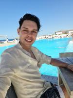 637823788: Chico busca chica en Málaga