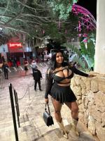 664299854: Chica busca chico en Madrid