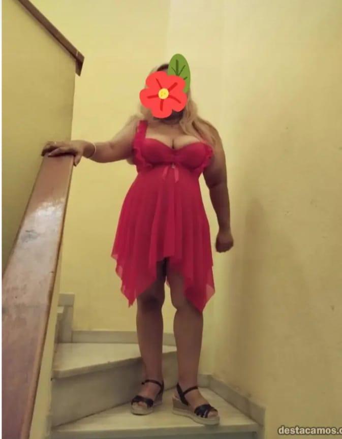 Chica busca chico en Almería: 