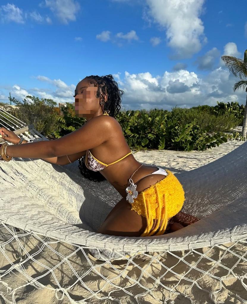 603286131: Chica busca chico en Pontevedra