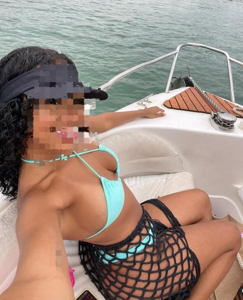 Chica busca chico en La Coruña: 