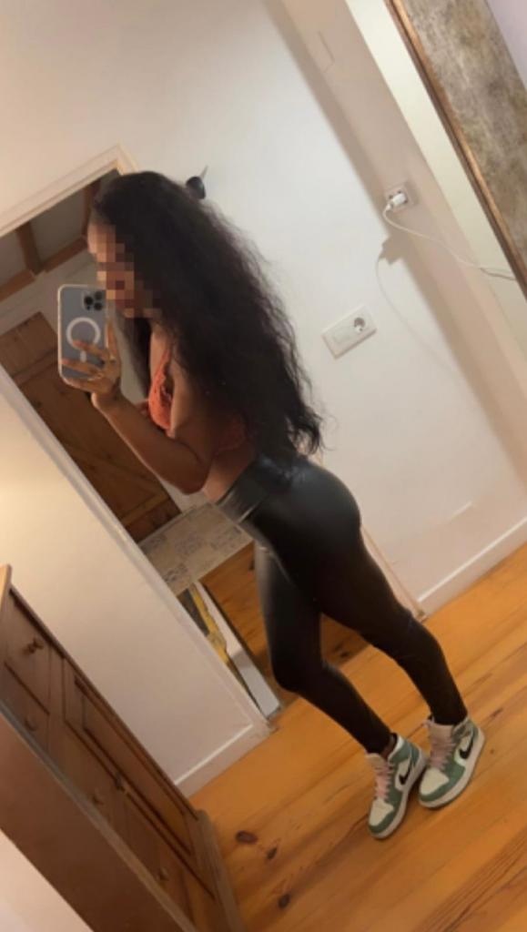 Chica busca chico en Granada: 