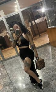 672151879: Chica busca chico en Tenerife