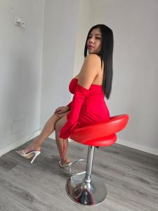 624557726: Chica busca chico en Madrid