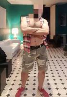 631406810: Chico busca chica en La Coruña