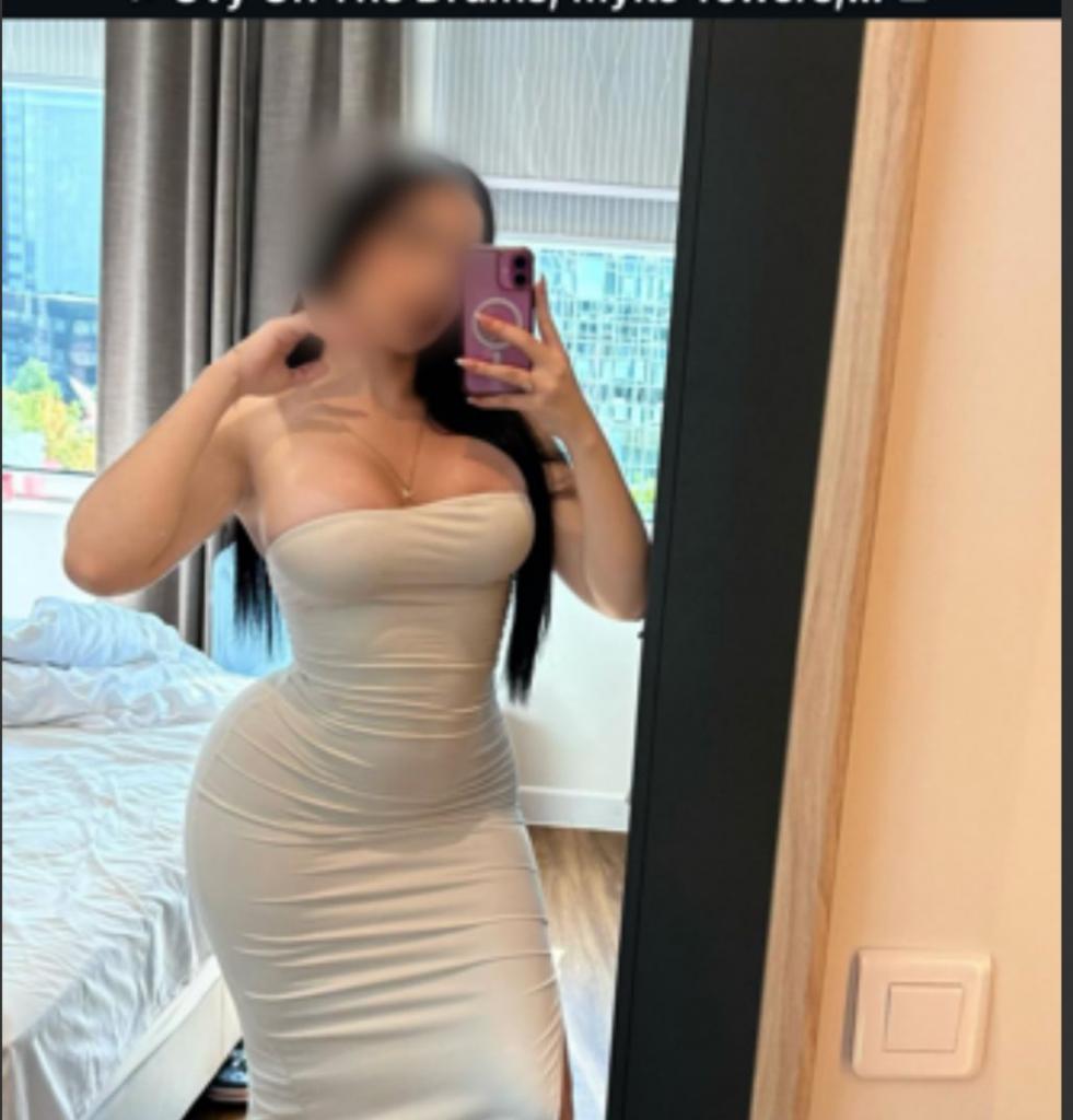 624747953: Chica busca chico en Almería