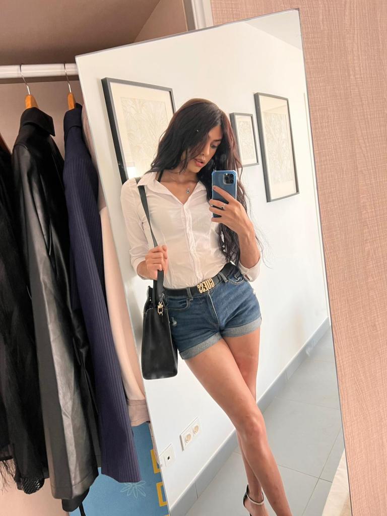 711213907: Transexual en Málaga