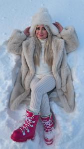 666218600: Travesti en Pontevedra