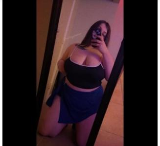 744709013: Chica busca chico en Murcia