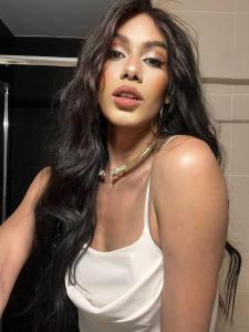 711213907: Transexual en Málaga