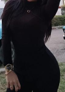 614843801: Chica busca chico en Cantabria