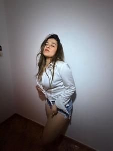 632533108: Chica busca chico en Granada